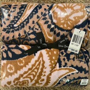 Vera Bradley Fern Paisley Throw Blanket Super Soft